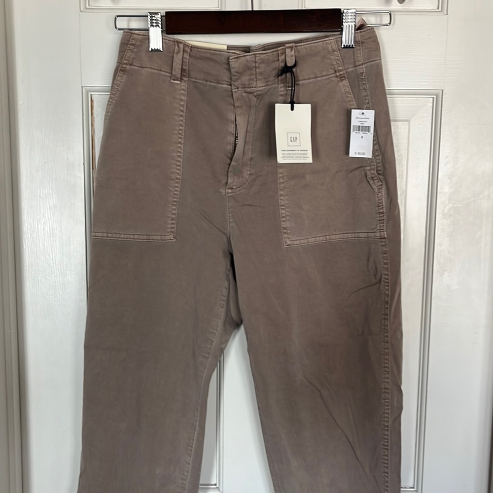 Gap: Girlfriend Chinos size 2